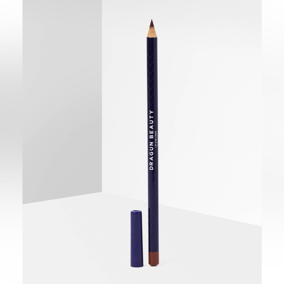 DRAGUN BEAUTY | LIP JOB LINER - Picture 2 of 9